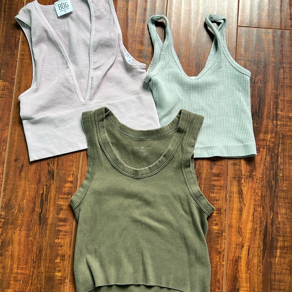 UO tank tops (3)- size small